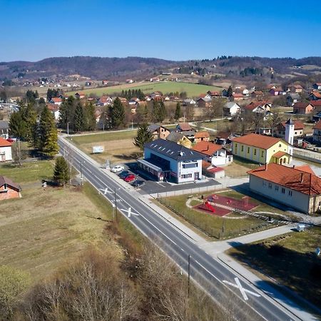 Marien Haus Hotel Karlovac Ngoại thất bức ảnh